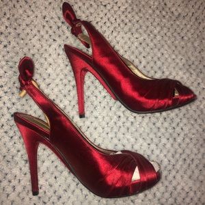 Red silk peep toe heels NWOT